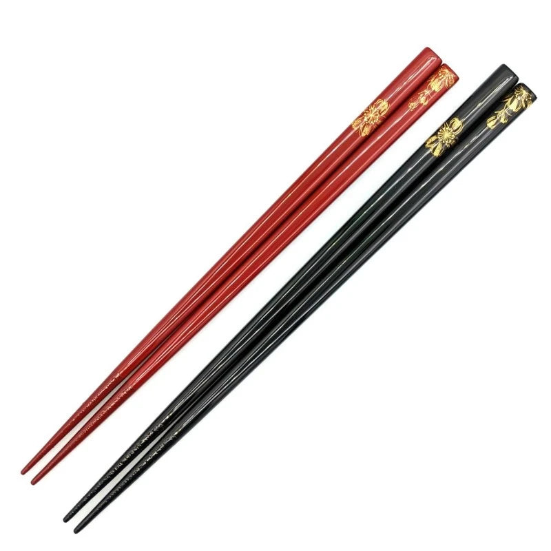 Kawatsura Lacquerware Pair Chopsticks with Sakura Design and Textured Tips