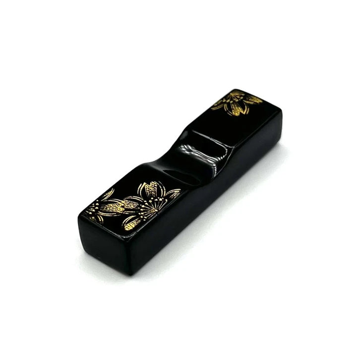 Kawatsura-Nuri Rectangular Lacquered Chopstick Rest with Chinkin Sakura Motif