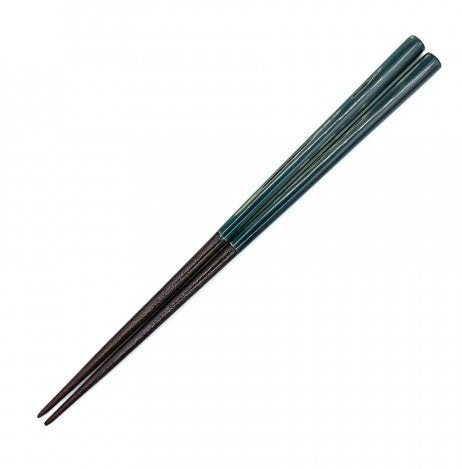 Niigata Lacquerware Beautiful Layers of Lacquer Family-Friendly Chopsticks
