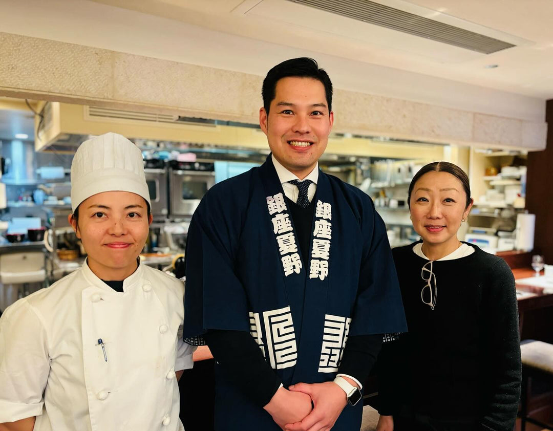 This is me (Minemura of Ginza Natsuno; center) with Namban Ginentei's Head Chef Ms. Nodoka Ozawa (left) and Service Manager Ms. Kyoko Inami (right).