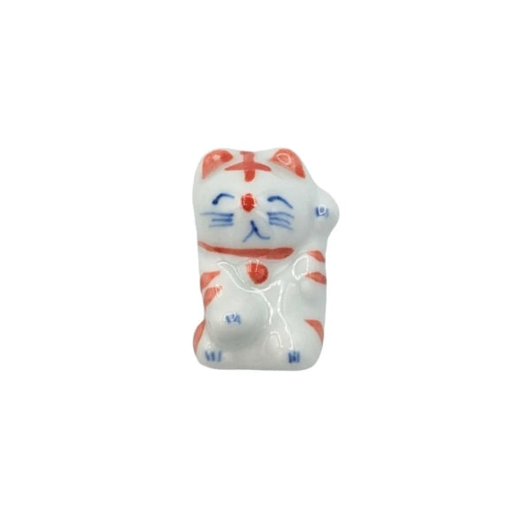 Hasami Ware Chopstick Rest – Maneki-neko (beckoning cat)