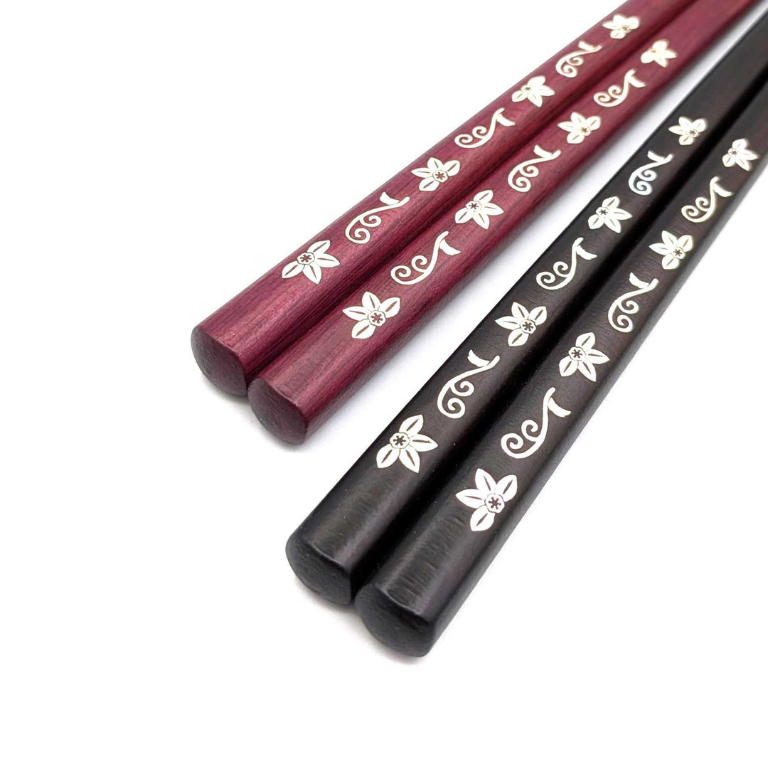 Shell Inlay Couples chopstick set in a wooden box – Tessen Komachi (Clematis) (Engravable)
