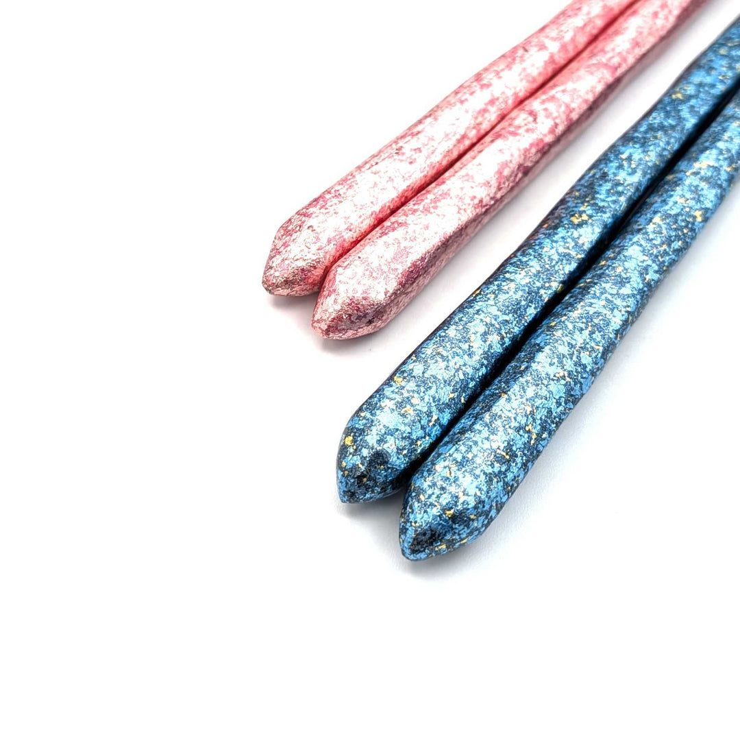 Kyoto Nishijin Foil Carved Ironwood Chopsticks set in a wooden box – Blue & Pink