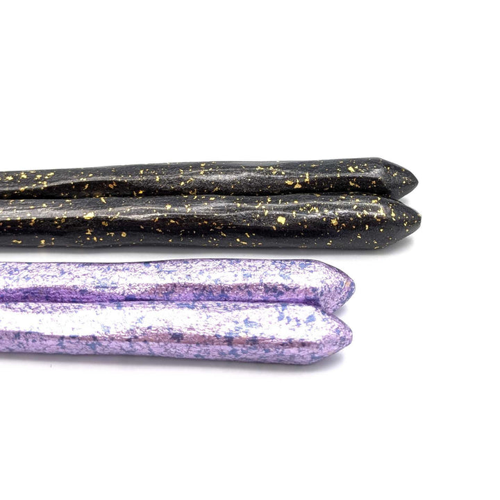 Kyoto Nishijin Foil Carved Ironwood Chopsticks set in a wooden box – Black & Purple
