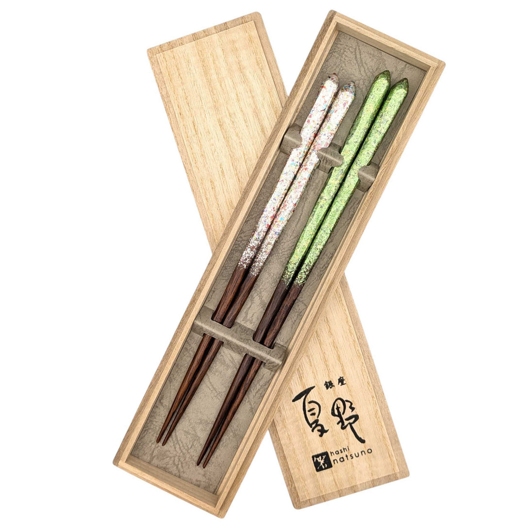Kyoto Nishijin Foil Carved Ironwood Chopsticks set in a wooden box – Green & Silver