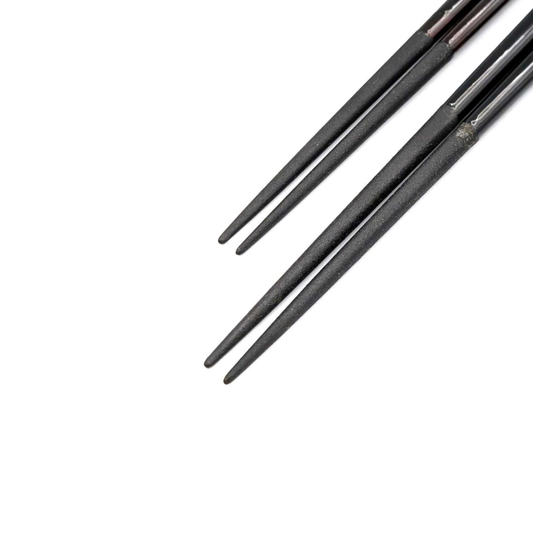 Saga Raden Rikyu Chopsticks set in a wooden box - Cherry Blossom Shell Inlay