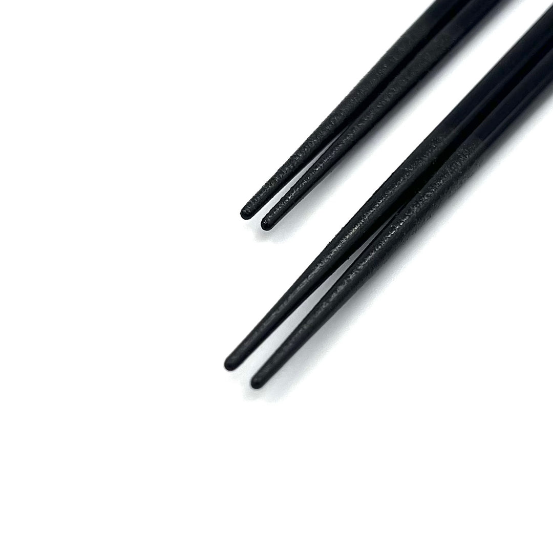 Wakasa-Nuri Shell and Gold Accents Shoreline Pair Chopsticks