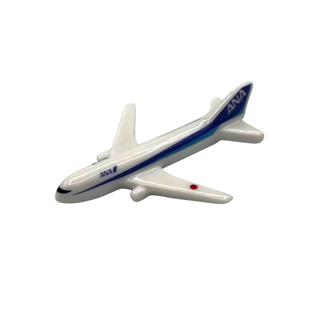 Ceramic ANA Airliner Chopstick Rest[737 / 767 / 777 / 787]