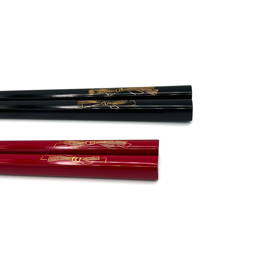 Kawatsura Lacquerware Gold Inlay Noshi Design Pair Chopsticks with Textured Tips