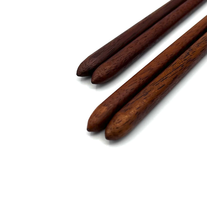 Edo-Karaki Round Natsume-Shaped Chopsticks - Ironwood