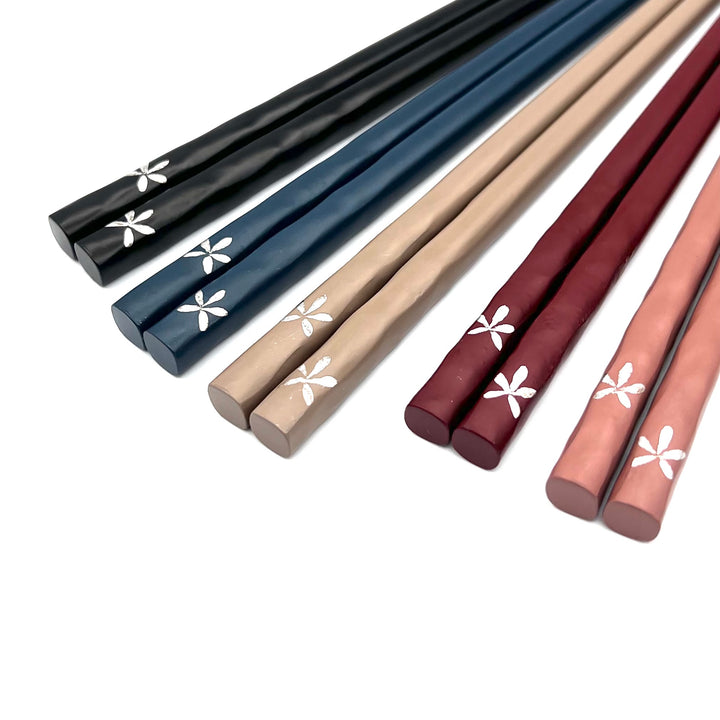 Kawatsura Lacquerware Chopsticks - Silver Flower Motif