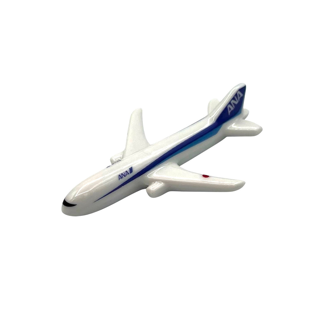 Ceramic ANA Airliner Chopstick Rest[737 / 767 / 777 / 787]