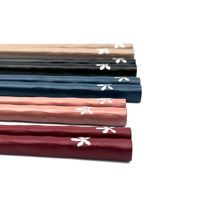 Kawatsura Lacquerware Chopsticks - Silver Flower Motif
