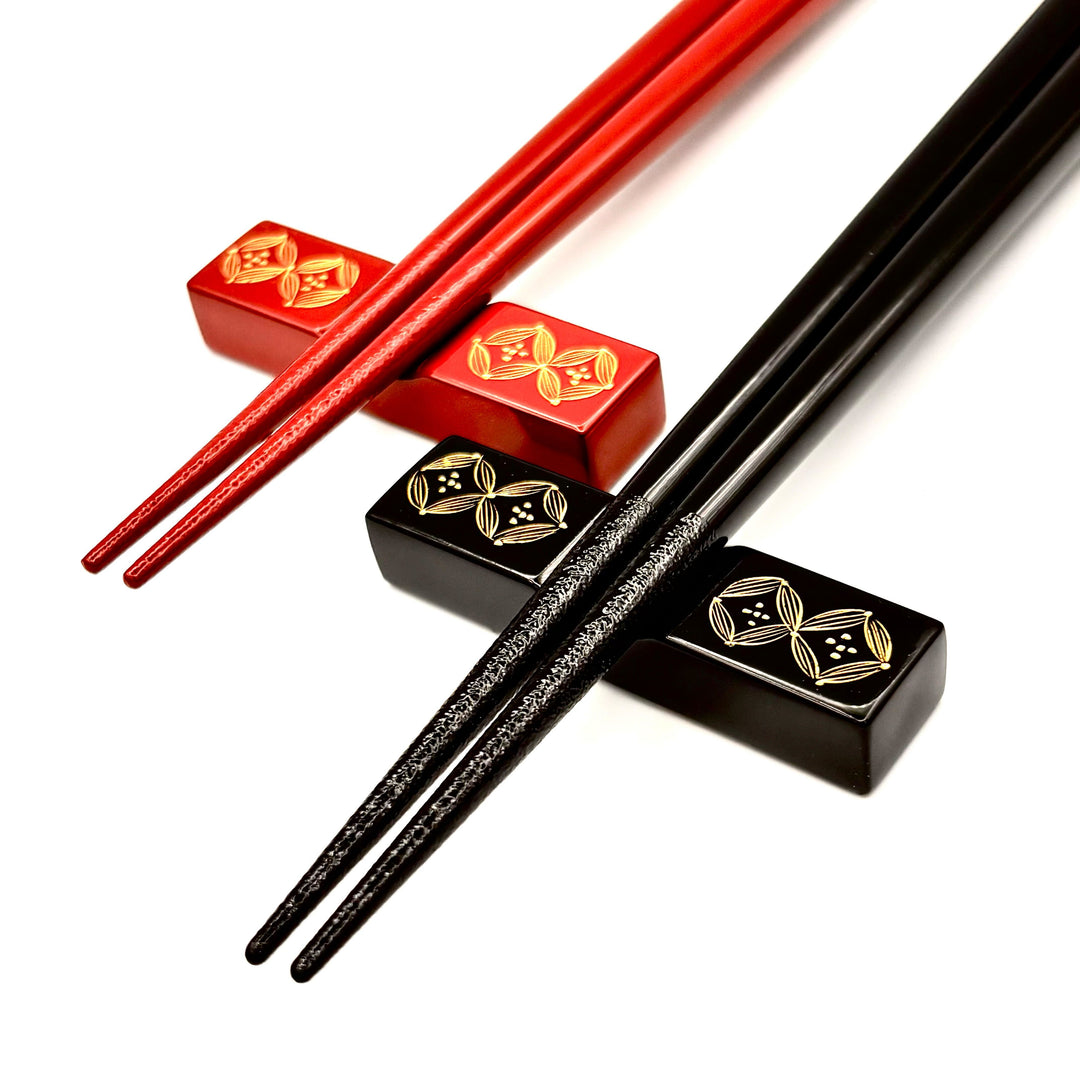 Kawatsura Lacquerware Chopsticks with Textured Dry Lacquer Tips and Seven Treasures Interlocking Ring Design, with Matching Chopstick Rest (Engravable, in Paulownia Box)