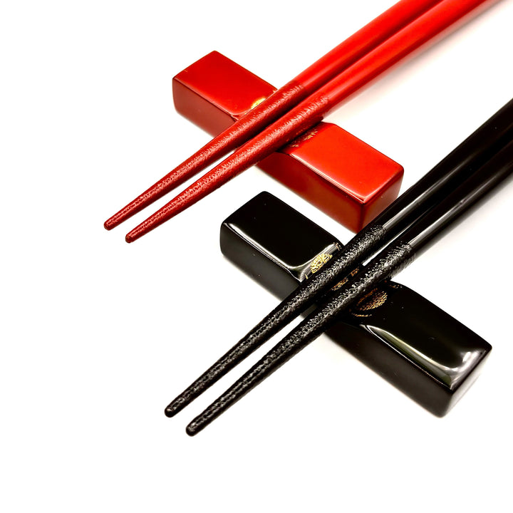 Kawatsura Lacquerware Chopsticks with Textured Dry Lacquer Tips and Owl Design, with Matching Chopstick Rest (Engravable, in Paulownia Box)