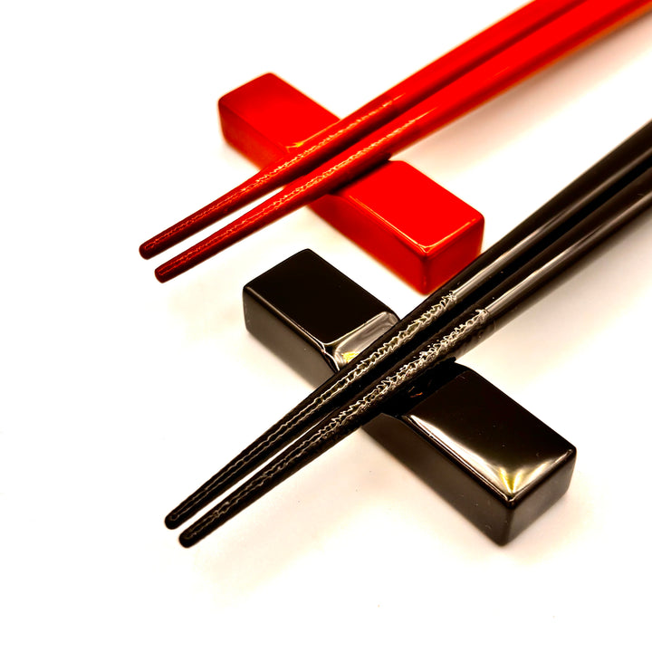 Kawatsura Lacquerware Chopsticks with Textured Dry Lacquer Tips and Sea Bream Design, with Matching Chopstick Rest (Engravable, in Paulownia Box)