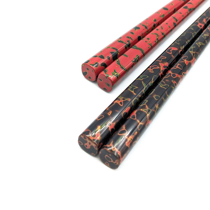 Tsugaru Lacquer Pair Chopsticks - Karu-nuri(Black＆Red) no anti-slip grip on the chopstick tips(Engravable)
