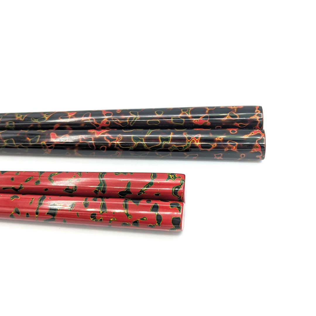 Tsugaru Lacquer Pair Chopsticks - Karu-nuri(Black＆Red) no anti-slip grip on the chopstick tips(Engravable)