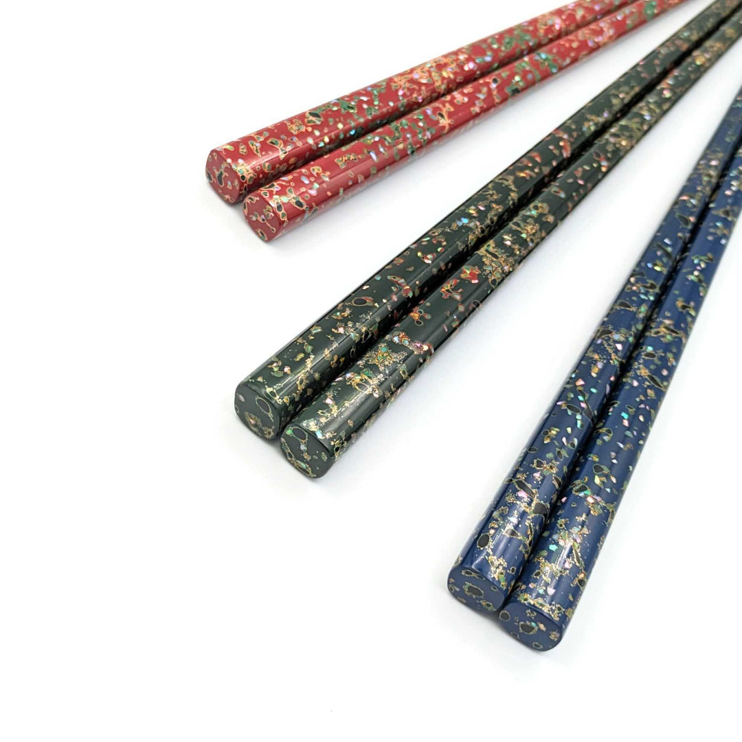 Tsugaru Lacquer Chopsticks -Shell Makie no anti-slip grip on the chopstick tips