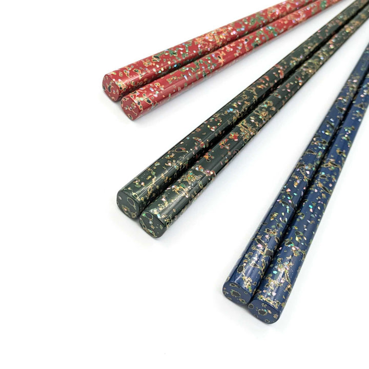 Tsugaru Lacquer Chopsticks -Shell Makie no anti-slip grip on the chopstick tips