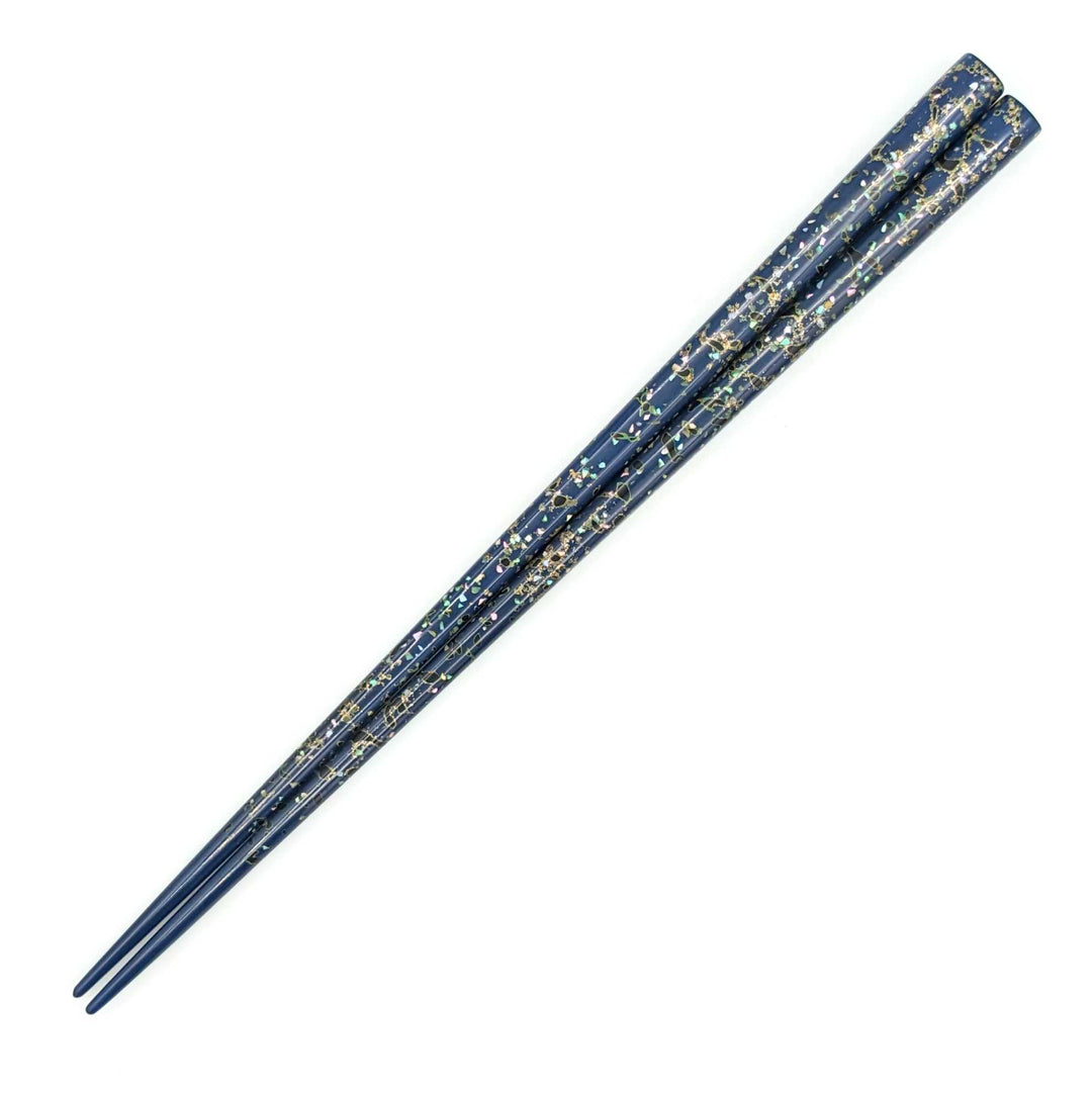 Tsugaru Lacquer Chopsticks -Shell Makie no anti-slip grip on the chopstick tips