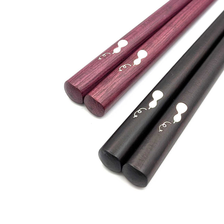 Shell Inlay Couples chopstick set in a wooden box – Gourd Motif (Engravable)