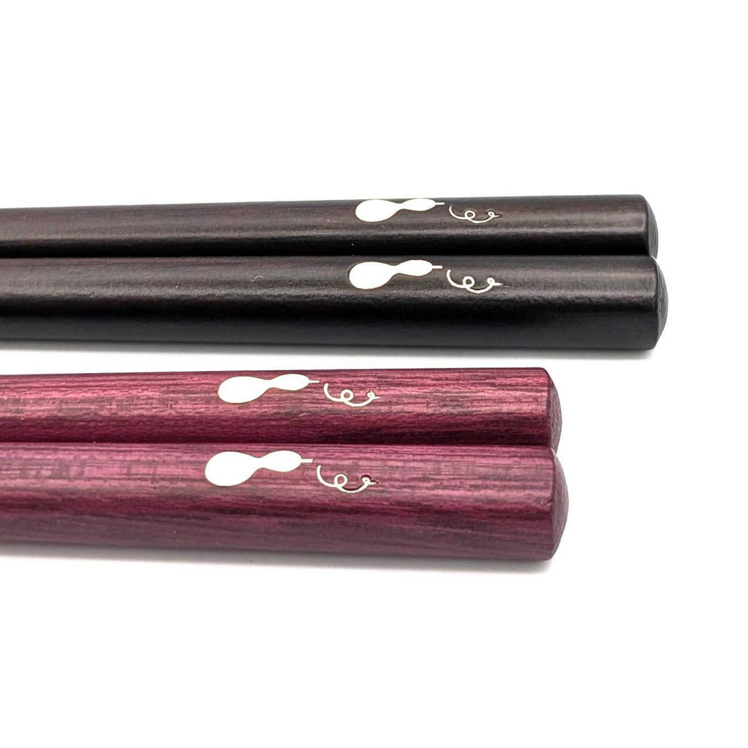 Shell Inlay Couples chopstick set in a wooden box – Gourd Motif (Engravable)